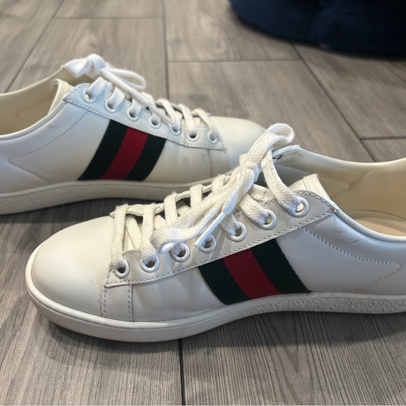 Gucci Ace Bee Sneakers size 35 - Picture 3 of 7